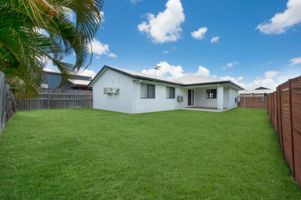 Stylish Corner Block Meets Convenience in Willow Gardens - Photo 1