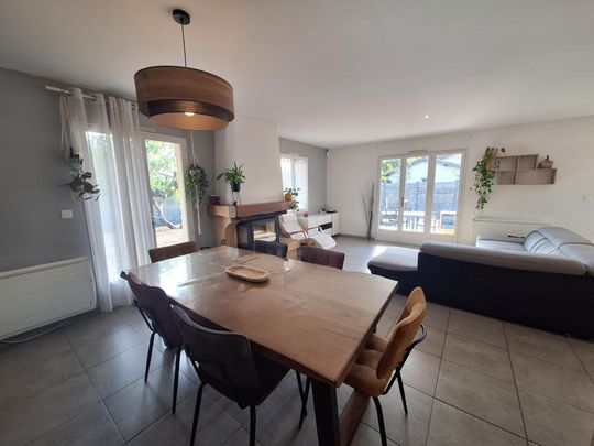 Location Maison 4 pièces 98m² PESSAC 33600 - Photo 1