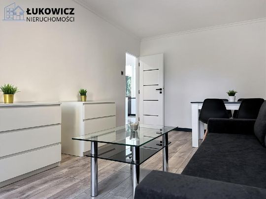 Mieszkanie śląskie Czechowice-Dziedzice powierzchnia 46.1 m² C398-WM-52568 - Zdjęcie 1