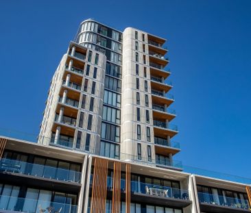 Modern, air-conditioned, wow views, and with parking for two vehicles. - Photo 4