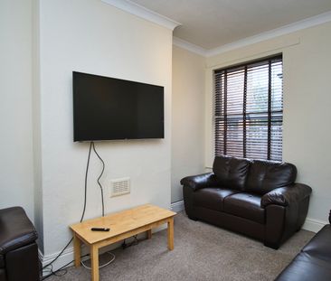 14 York Road - Photo 2