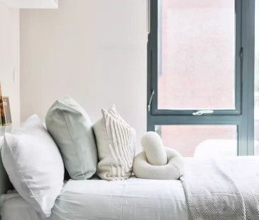 Classic 3 Bed Apartment - Photo 6