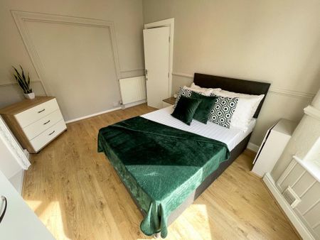 4 bedroom house to rent - Photo 3