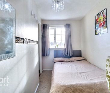 3 bedroom terraced house to rent - Photo 4