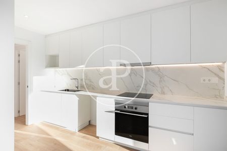Flat for rent in Finestrelles - Photo 2
