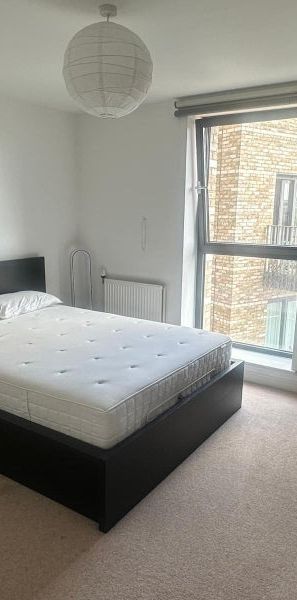 Room in a Shared Flat, Kingfisher Heights, E16 - Photo 1