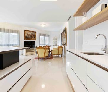 Duplex in Arenales del Sol, Playa de Los Arenales, for rent - Photo 6