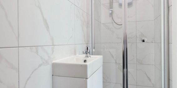 Studio Flat, Oxford Road, RG30 - Photo 3