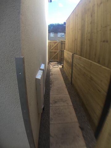 2 bedroom semi-detached house to rent - Photo 4