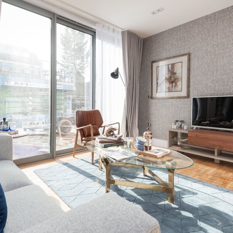 ParQ 157-159 Preston Road - Photo 1