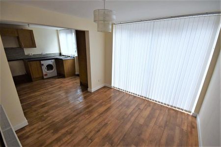 3 bedroom terraced house to rent - Photo 2