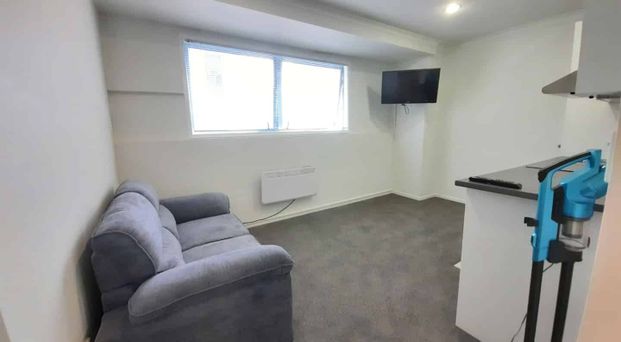 2 bed room unit - 3 mins walking distance to AUT / Korean supermarket / Midtown - Photo 1