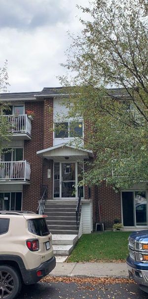 ST-JEAN-SUR-RICHELIEU, 3 1/2 tout renové pres tous services - Photo 1