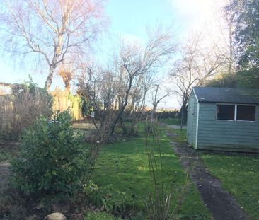 Charming Semi-Detached 2-Bedroom Bungalow for Long-Term Let Boastin... - Photo 6