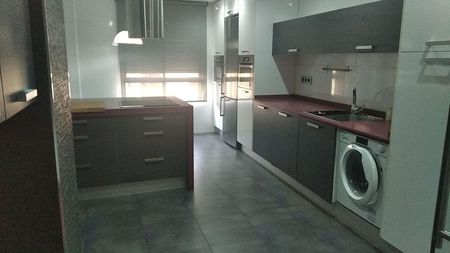 Alquiler de piso en Calle Rey Teodomiro, 10 - Photo 2