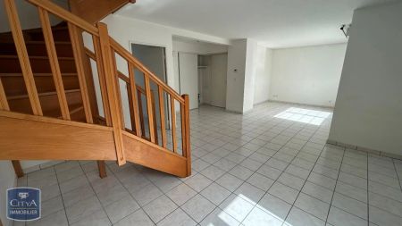 Appartement à louer 4 pièces 97.69m² - Photo 3