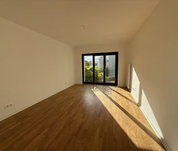 Attraktives RMH mit Terrasse, Garten und Dachstudio ***2 Balkone***... - Photo 2