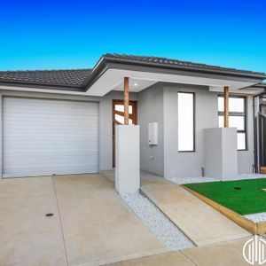 4 Bedroom Home For Lease In Exford Waters! - Photo 2