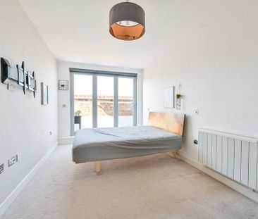 3 bedroom penthouse to rent - Photo 6
