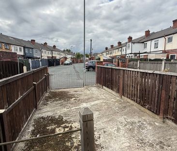 High Street, Rotherham, Goldthorpe - Photo 1