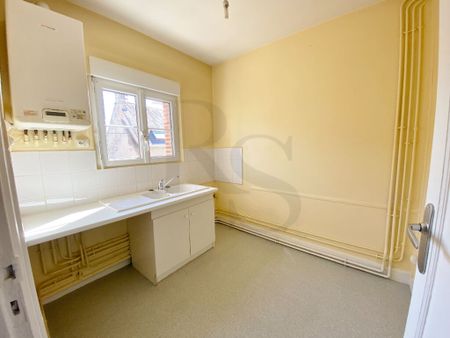 ARGENTAN - BEL APPARTEMENT DE TYPE F3, - Photo 4