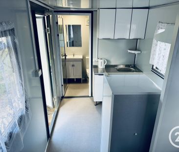 A Charming Home - Photo 2