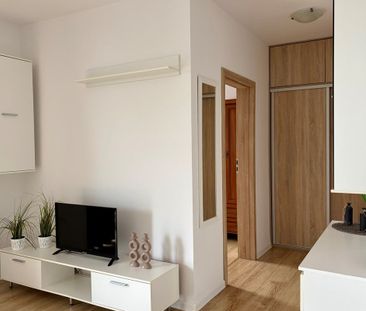 Bez prowizji: 2 pokoje, garaż w cenie, balkon - Photo 4