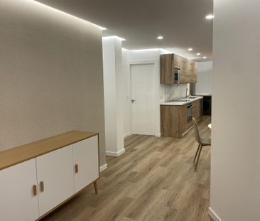 Piso de alquiler en Calle Rio Salazar, 4, Manantiales - Estación de... - Photo 5