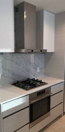 Metro StaionSquare 1Br1Bth Brand-new LOCATION!! - Photo 1