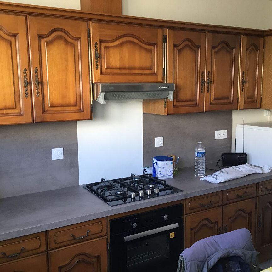 Location Maison 4 pièces 77m² - Photo 1
