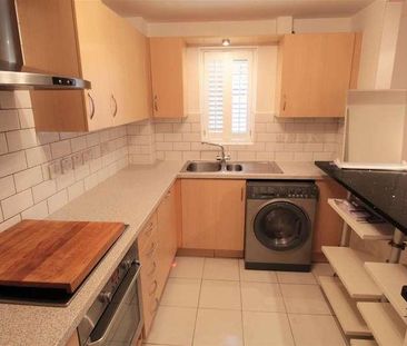 High Court, High Road, Byfleet, KT14 - Photo 4