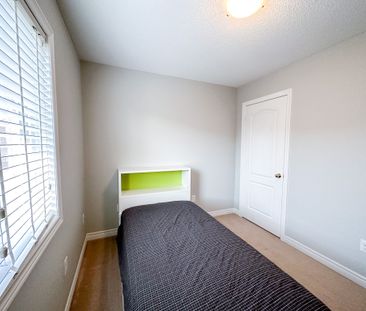 For Lease - 21 Fitzroy Avenue, Markham, Ontario - Photo 5