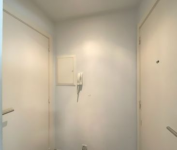 In het centrum gelegen appartement nabij het station met twee slaapkamers - Foto 1