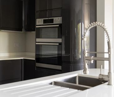 5 bedroom detached house to rent - Photo 5