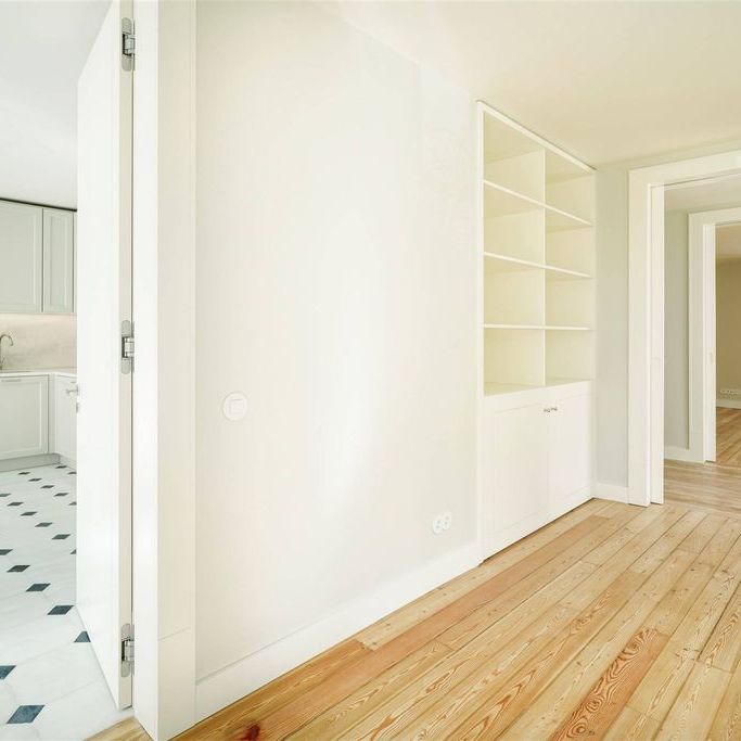 5 bedroom luxury Detached House for rent in Lisbon - Photo 1