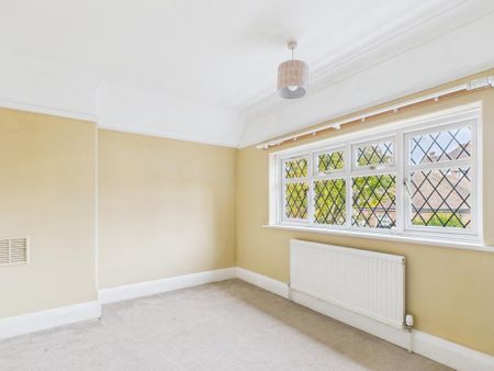 4 bedroom detached house to rent - Photo 5