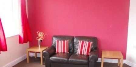 Student Apartment - 6 Beds - Bradford - Photo 2