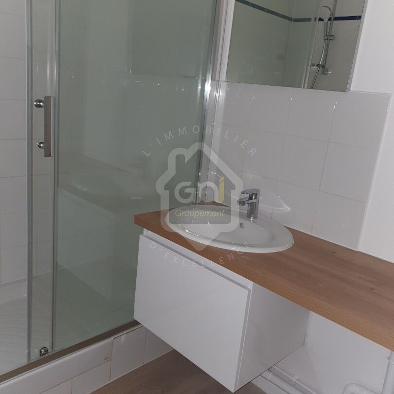 Chaville, 92370 - Photo 1