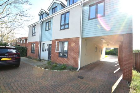 2 bedroom Penthouse to rent - Photo 5