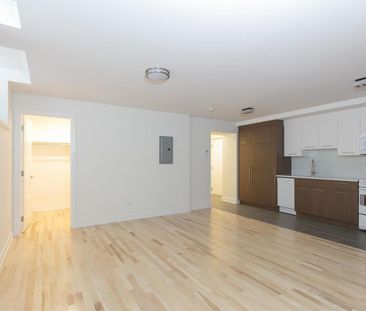 Studio - 3025 Rue Sherbrooke Ouest, Montréal - Photo 3