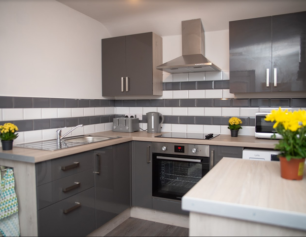 Netherton Road Room 2 - Photo 1