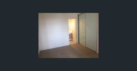 Modern 2-Bedroom Unit - Great Location! STRICTLY 3 MONTH LEASE ONLY - Photo 2