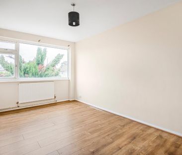2 bedroom end of terrace house to rent - Photo 6