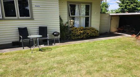 Charming 1950s Detached Flat in Feilding - Photo 5