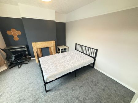 Dereham Road, Norwich - Photo 3