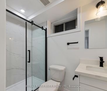 For Lease - 222 B Hibbert Avenue, Oshawa, Ontario - Photo 4