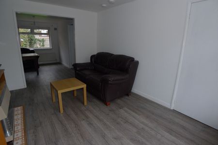 Property to let in St Andrews - Photo 2