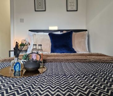 Room 3, Colchester Road, Southend On Sea - Photo 3