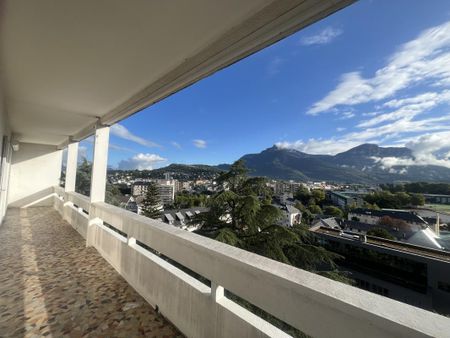 Location Appartement 4 pièces 96m² CHAMBERY 73000 - Photo 5