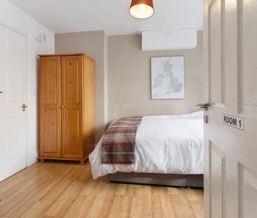 6 bedroom detached house to rent - Photo 6